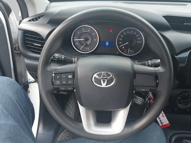 Toyota Hilux Double Cab.-Pick-up 2.4 D-4D 150 Comfort