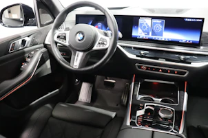 Fahrzeugbild BMW X5 30d xDrive SAG