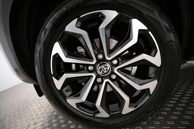 Toyota Yaris Cross 1.5 VVT-i HSD Trend AWD-i