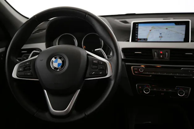 BMW X1 18d xDrive SAG