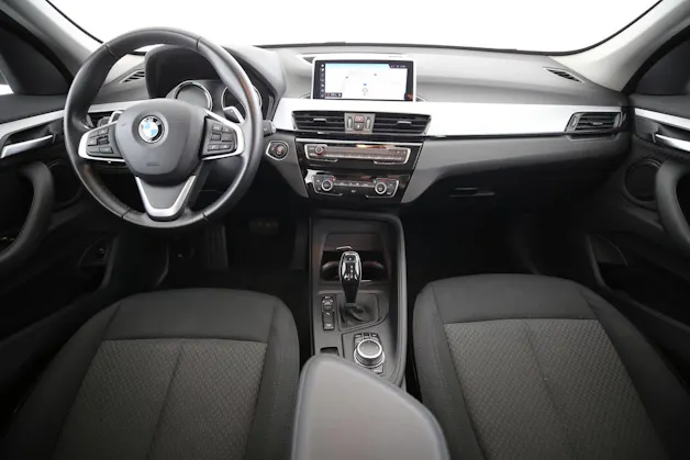 BMW X1 18d xDrive SAG
