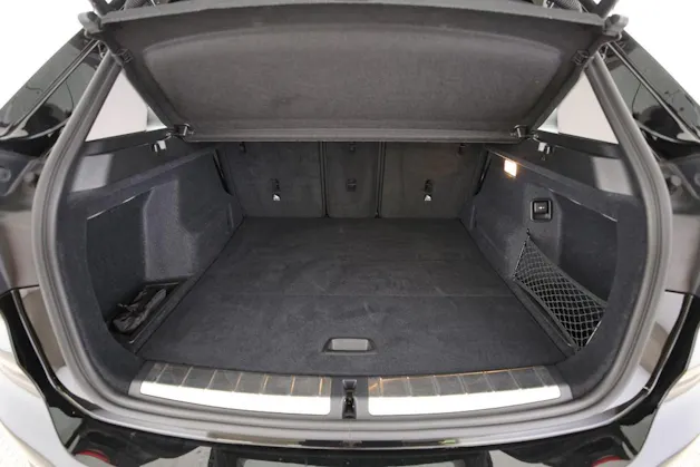 BMW X1 18d xDrive SAG
