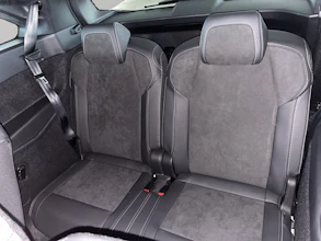 https://vehicle.imgix.net/4397492/2da19b1a-0982-4a90-acfb-7d75d179c066.jpg