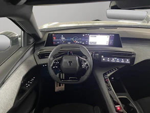https://vehicle.imgix.net/4397492/9411216e-fc0a-44a5-b2f0-c1fef033f069.jpg