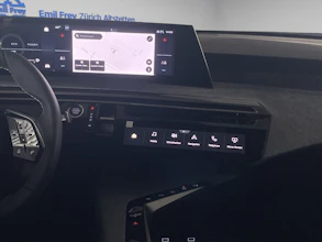 https://vehicle.imgix.net/4397492/d9deec68-0569-4899-9c7c-b0b449100087.jpg