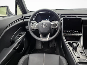 https://vehicle.imgix.net/4397512/781ddebe-e957-4569-809b-323f9f101899.jpg