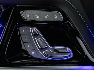Mercedes-Benz G 500