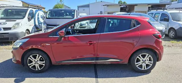 Renault Clio 1.2T Swiss Edition