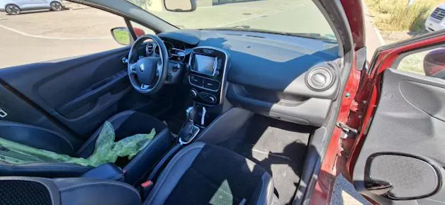 Renault Clio 1.2T Swiss Edition