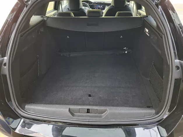 PEUGEOT 308 SW 1.6 PHEV 180 GT