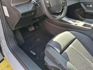 Peugeot 408 1.2 Hybrid Allure