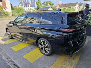 Peugeot 308 SW 1.2 Hybrid GT