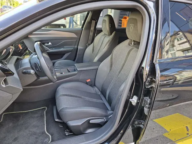 PEUGEOT 308 SW 1.2 Hybrid GT