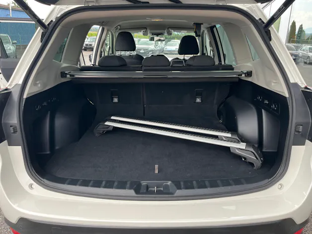Subaru Forester Station 2.0i e-Boxer Swiss Plus