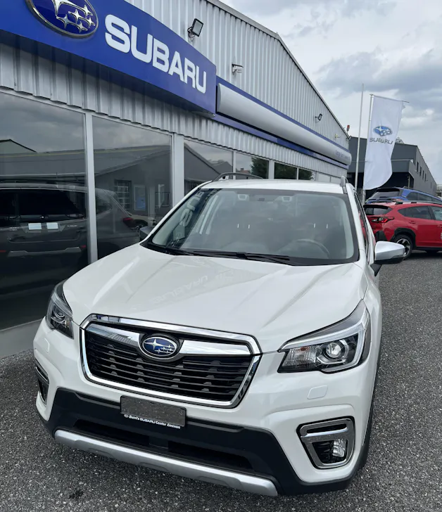 Subaru Forester Station 2.0i e-Boxer Swiss Plus