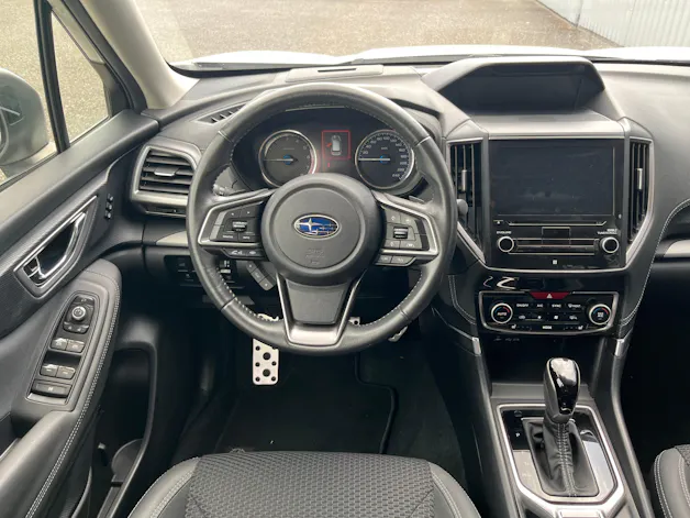 Subaru Forester Station 2.0i e-Boxer Swiss Plus
