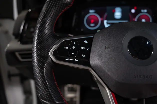 VW Golf VIII 2.0 TSI GTI Clubsport DSG