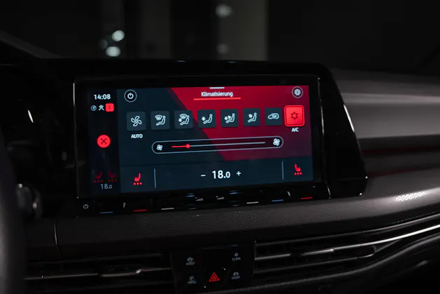VW Golf VIII 2.0 TSI GTI Clubsport DSG