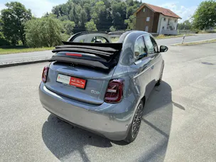 Fiat 500C BEV La Prima