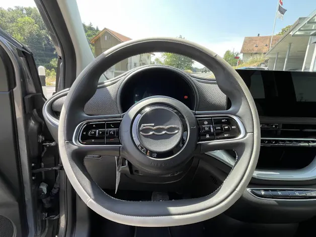 Fiat 500C BEV La Prima