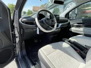 Fiat 500C BEV La Prima