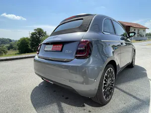 Fiat 500C BEV La Prima