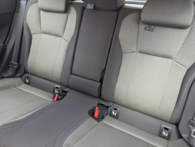 Subaru Crosstrek 2.0i e-Boxer Swiss Plus
