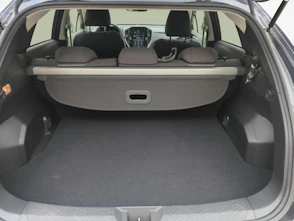 Fahrzeugbild SUBARU Crosstrek 2.0i e-Boxer Swiss Plus
