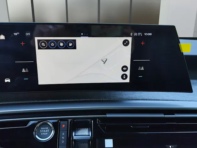 PEUGEOT 3008 1.2 Hybrid Business