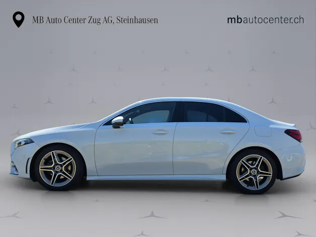MERCEDES-BENZ A 200 AMG Line Limousine