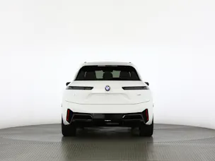 BMW iX xDrive60