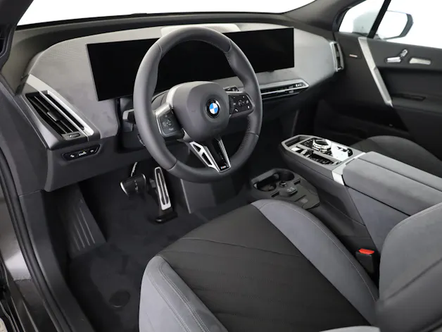 BMW iX xDrive60