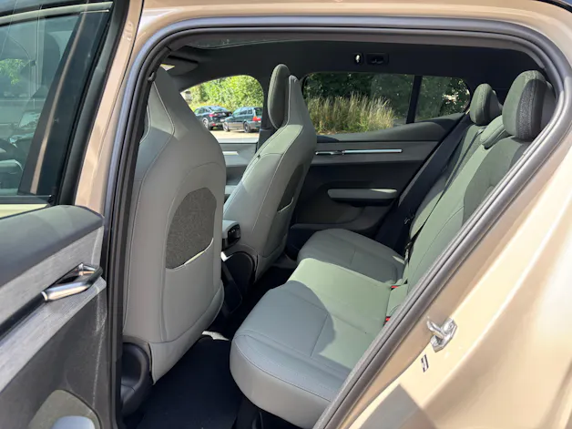 Volvo EX30 CC E60 Twin Performance AWD