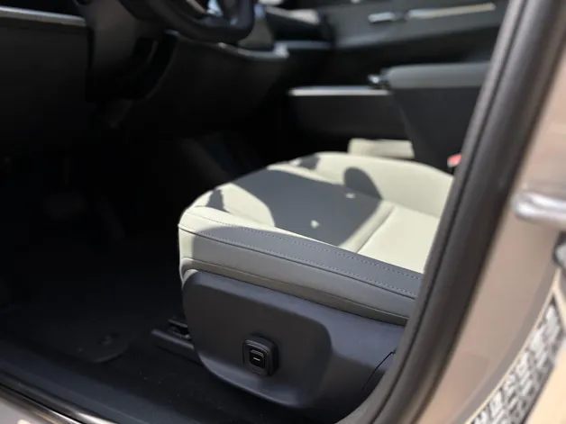 Volvo EX30 CC E60 Twin Performance AWD