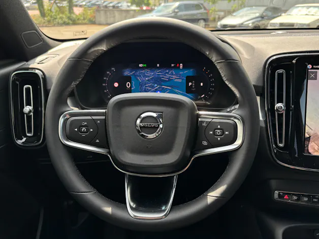 Volvo XC40 2.0 B4 MH Black Edition