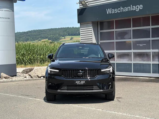 Volvo XC40 2.0 B4 MH Black Edition