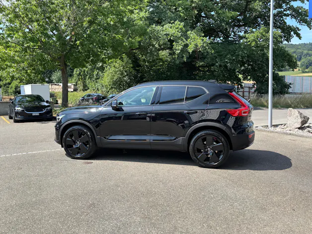 Volvo XC40 2.0 B4 MH Black Edition