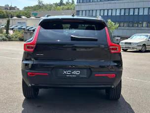 Volvo XC40 2.0 B4 MH Black Edition