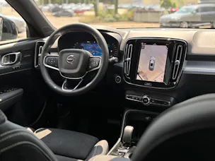 Volvo XC40 2.0 B4 MH Black Edition