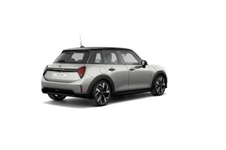 https://vehicle.imgix.net/4397757/64ca4e66-a8f7-429a-9d93-c5e59d64f351.jpg
