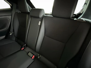 https://vehicle.imgix.net/4397774/d683db07-810d-44a6-b160-58aafb40adc4.jpg