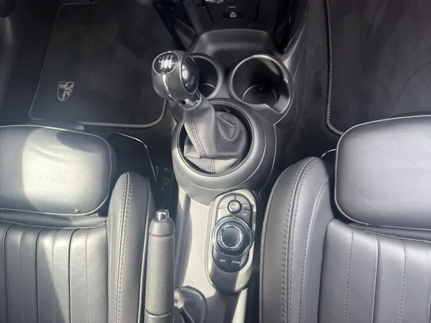 Mini F56 2.0i Cooper S