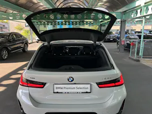 BMW 320d xDrive SAG Touring