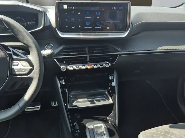 PEUGEOT 208 1.2 Hybrid 145 GT Exclusive
