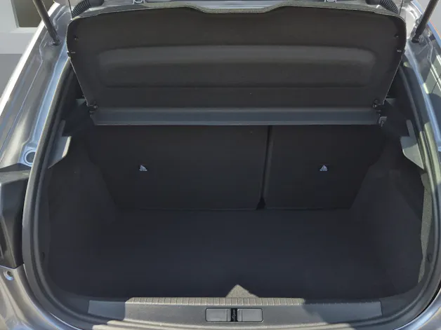PEUGEOT 208 1.2 Hybrid 145 GT Exclusive