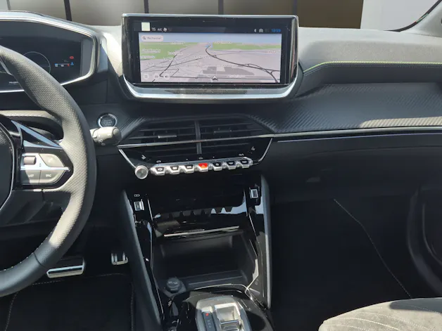 PEUGEOT 208 1.2 Hybrid 145 GT Exclusive