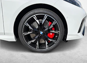 https://vehicle.imgix.net/4397836/16becb5a-9de6-4fec-9f7c-cf5bd03ff3e2.jpg
