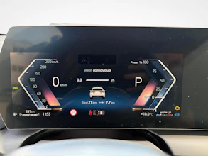 https://vehicle.imgix.net/4397836/f9c4d50a-7fd9-4609-a0be-e8a93dfde696.jpg