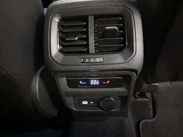 VW Tiguan 2.0 TSI R DSG 4Motion