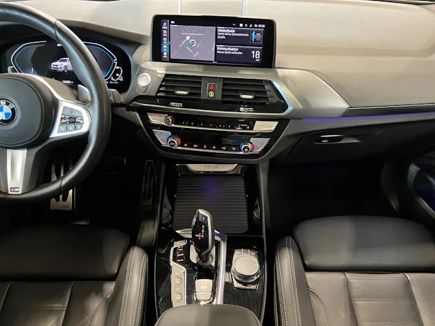 BMW X3 30e xDrive SAG